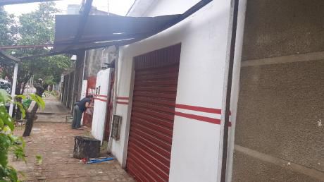 Casa/terreno En Zona Comercial