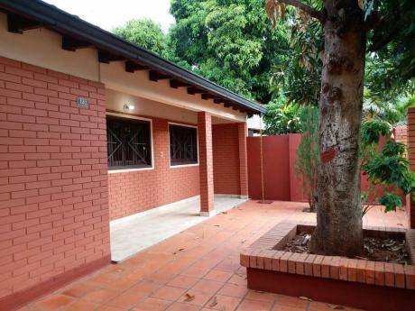 Vendo Casa En Buen Estado En Luque !! Zona De Las Residentas!!