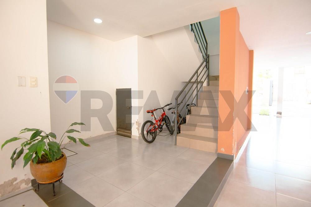 VENDO EDIFICIO EN LAMBARE — foto 3