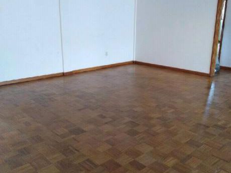 Amplio Departamento
