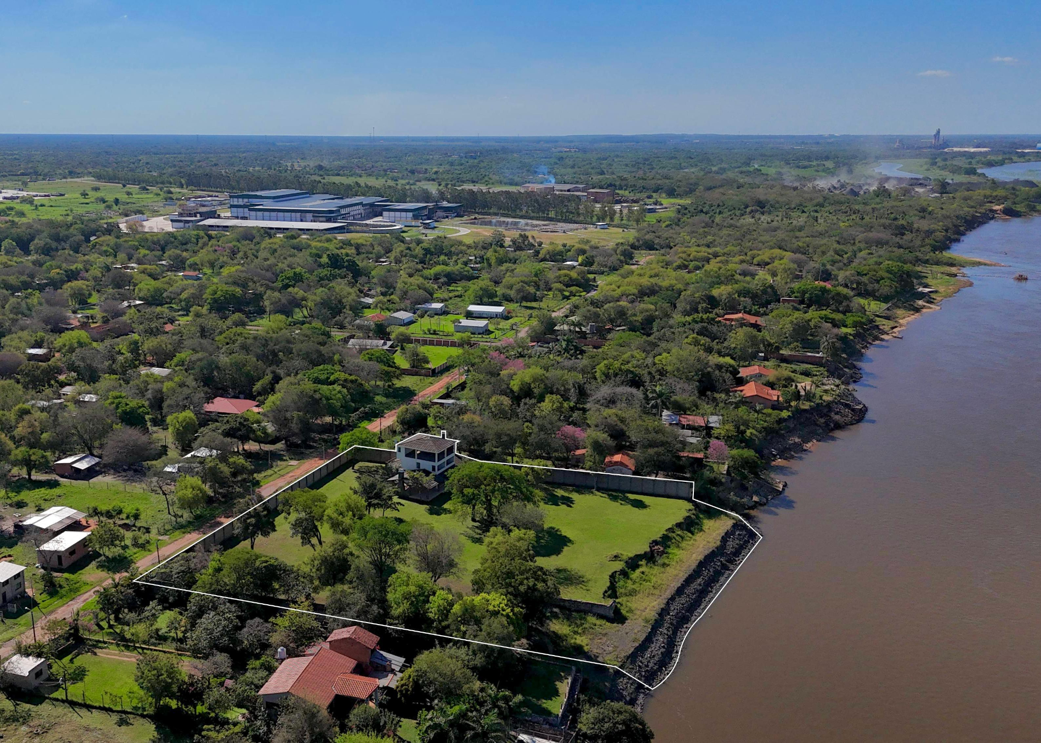 TERRENO CON 80MTS SOBRE EL RÍO PARAGUAY — foto 3