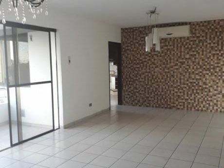 Elegante Departamento En Alquiler