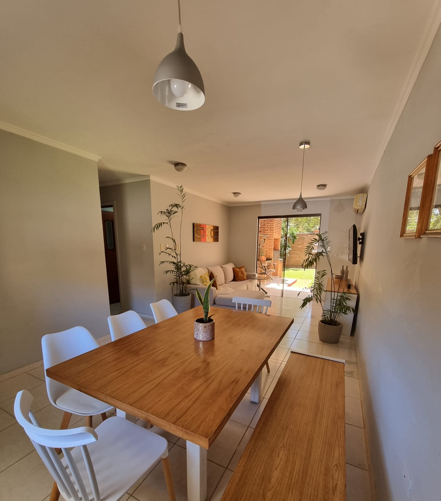 VENDO/ ALQUILO CASA EN CONDOMINIO ZONA CONMEBOL. — foto 2