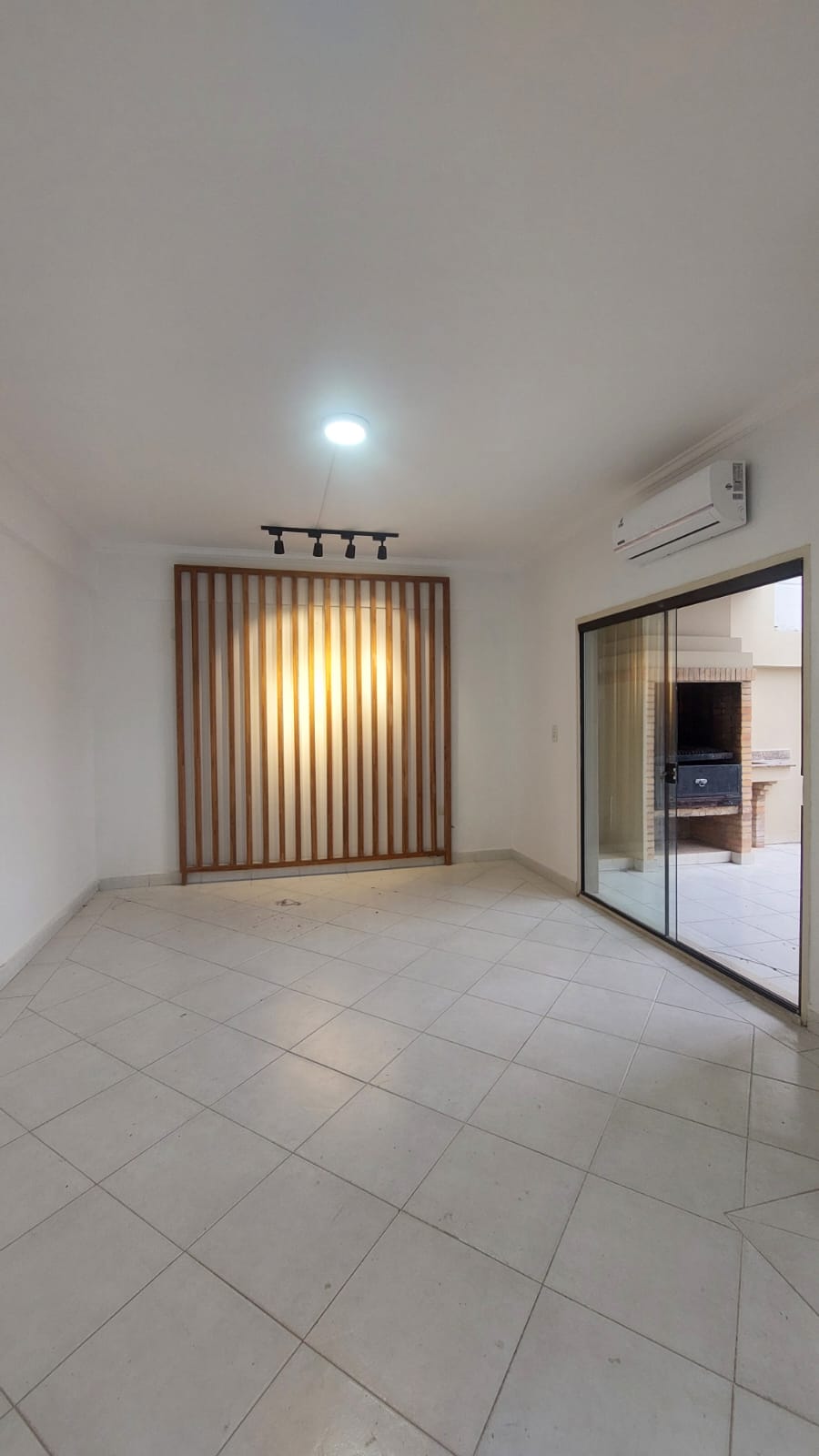 Departamento en alquiler en Las Lomas, Asunción — foto 2