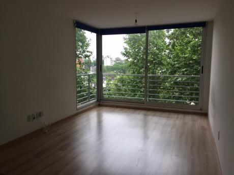 Alquile Hermoso Apto Monoambiente!! En Malvín!!! Consulte.