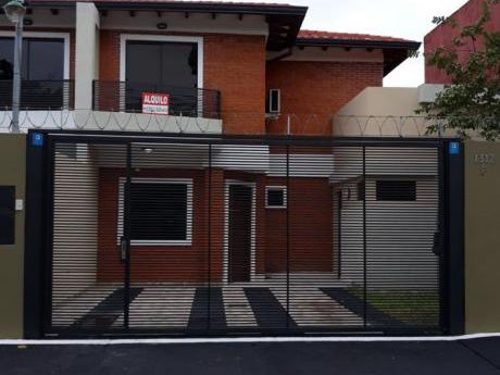 Alquilo Hermoso Duplex En Sajonia