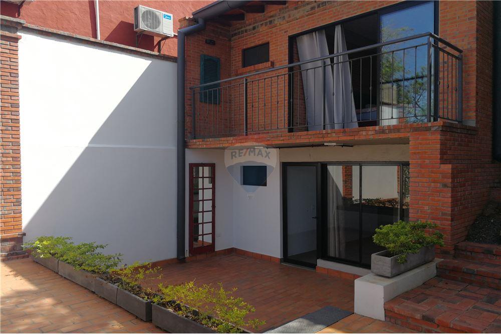 Casa - Alquiler - San Bernardino, Paraguayv — foto 3