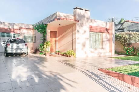 Dueño Vende Casa En Prado, Excelente Oportunidad!