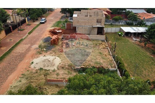 HERMOSO DUPLEX EN ÑEMBY CAAGUAZÚ — foto 3