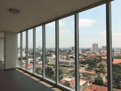 Amplias Oficinas En Alquiler