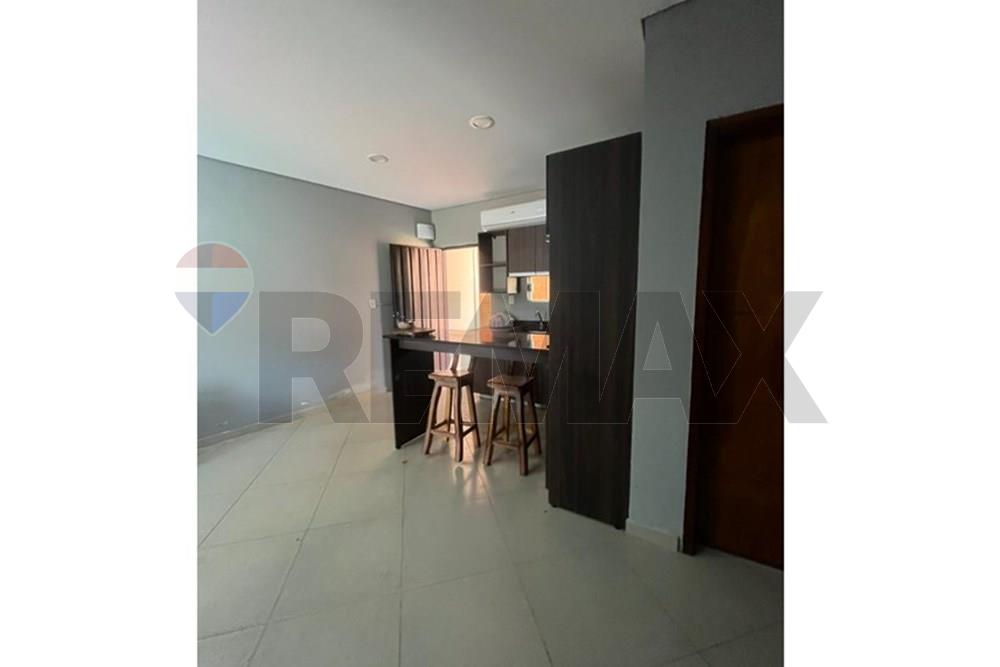Chalet - Venta - Luque, Central, Paraguay — foto 3