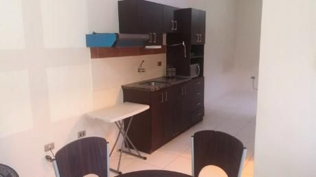 Alquiler Dpto Semi Amoblado En Condominio