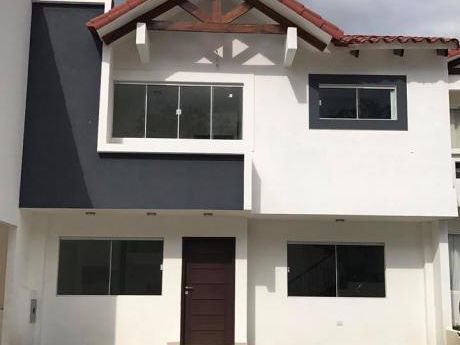 Casa De Lujo En Alquiler En Urubo Villa Bonita