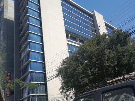 Oficina En Edificio Top Center