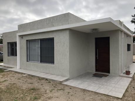 Espectacular Casa En Parque Del Plata Totalmente Equipada
