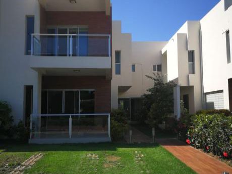 Bonita Casa En Venta