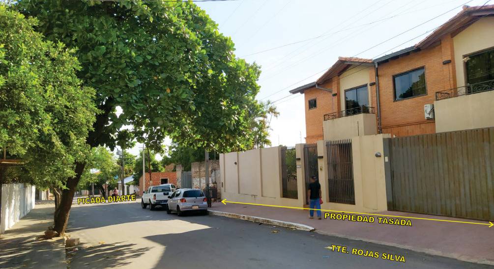 Casa en venta en Roberto L. Petit