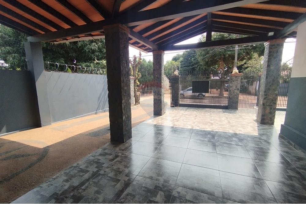 En alquiler amplia Casa semi amoblado en Capiatá — foto 3