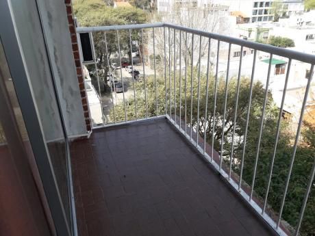 Dueño Alquila Apartamento Muy Luminoso Cerca Facultad De Ingeniería