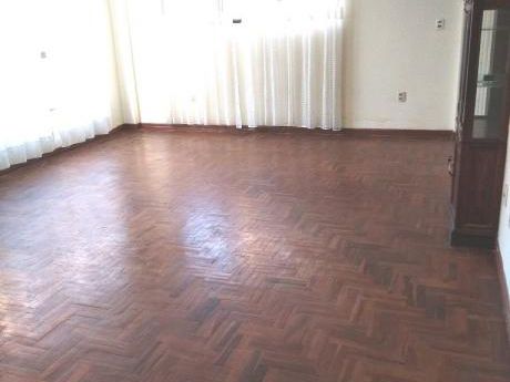 Departamento De 4 Dormitorios