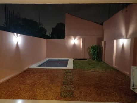 Alquilo Duplex Con Piscina En Ycua Sati