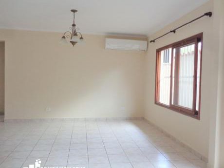 Casa En Alquiler