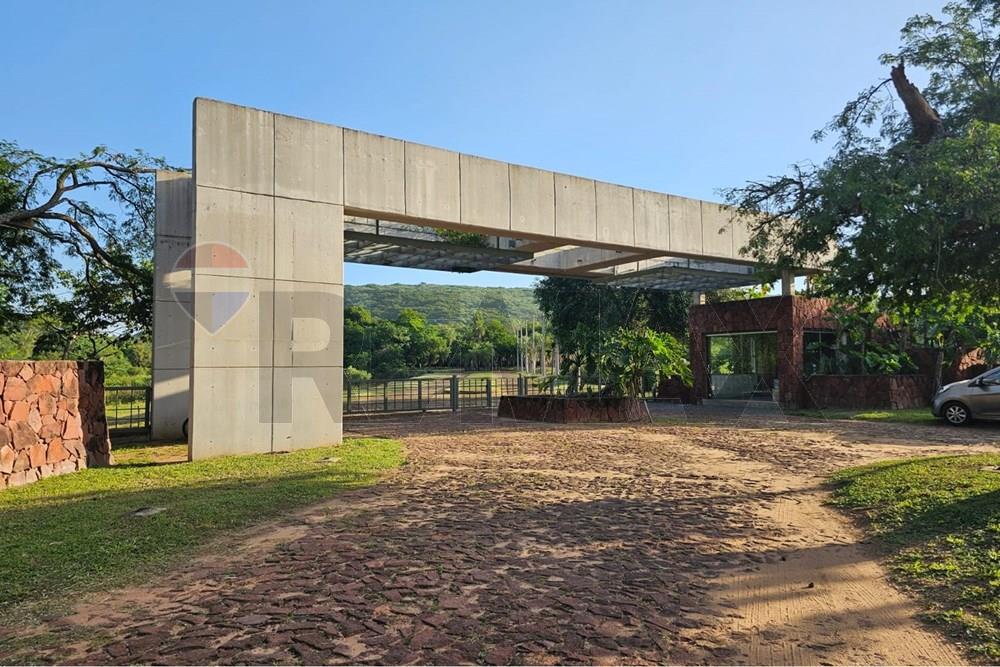 VENDO TERRENO EN YPACARAÍ BARRIO CERRADO — foto 2
