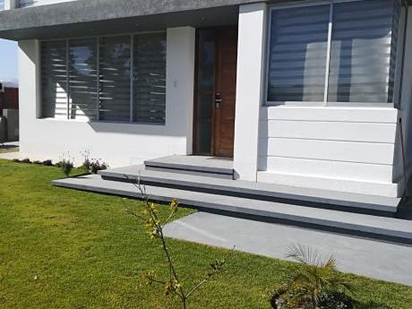 Hermosa Casa