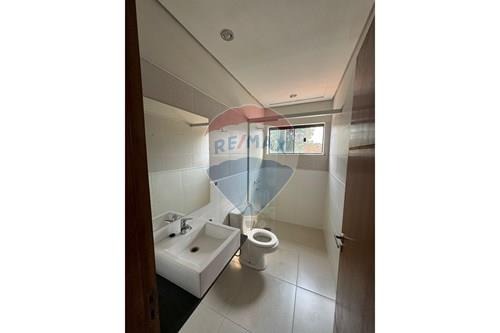 HERMOSO DUPLEX BARRIO PALMA LOMA — foto 3