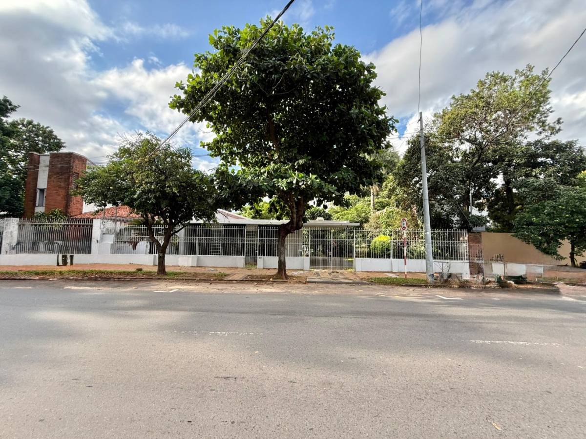 Terreno Premium para Desarrollo Inmobiliario – Barrio Los Laureles — foto 3