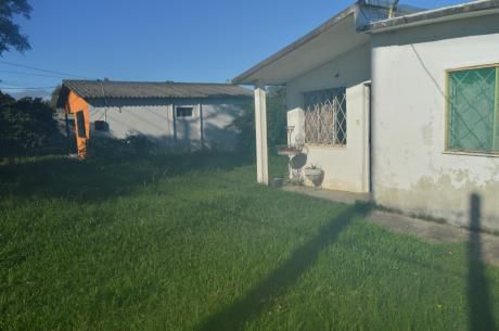 Venta Casa Dos Dormitorios Salinas.