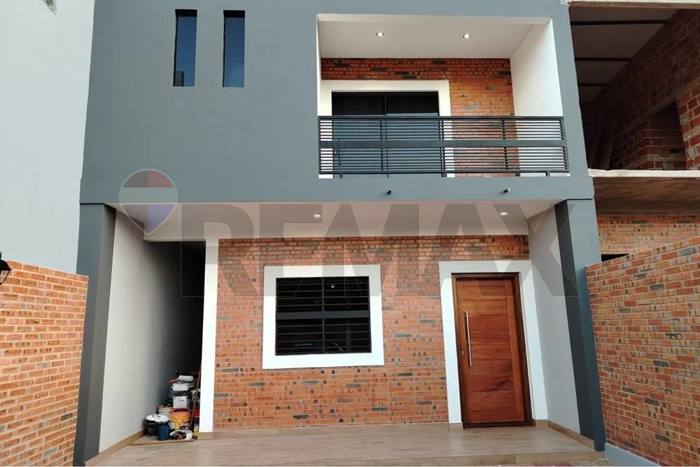 Duplex - Alquiler - Villa Elisa, Paraguay — foto 2