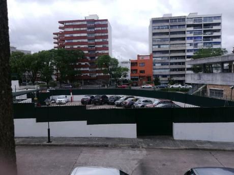 Próximo A 21 Y Bvr Artigas, Sin Gastos Comunes