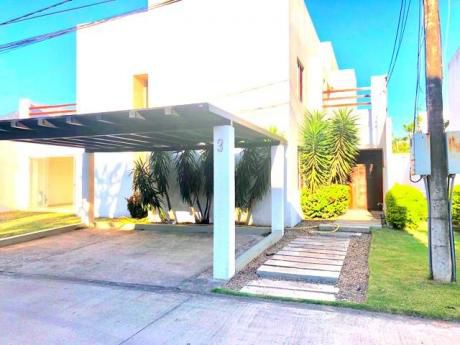Hermosa Casa En Venta!!!!