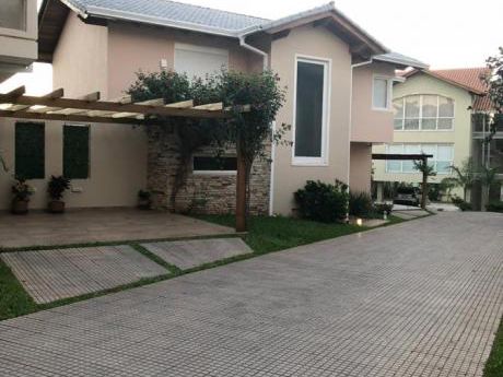 Alquio Casa En Barrio Cerrado Barrio Jara