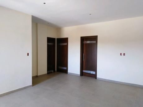 Departamento En Alquiler - Barrio Amambay