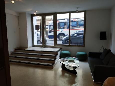Excelente Oficina Ciudad Vieja