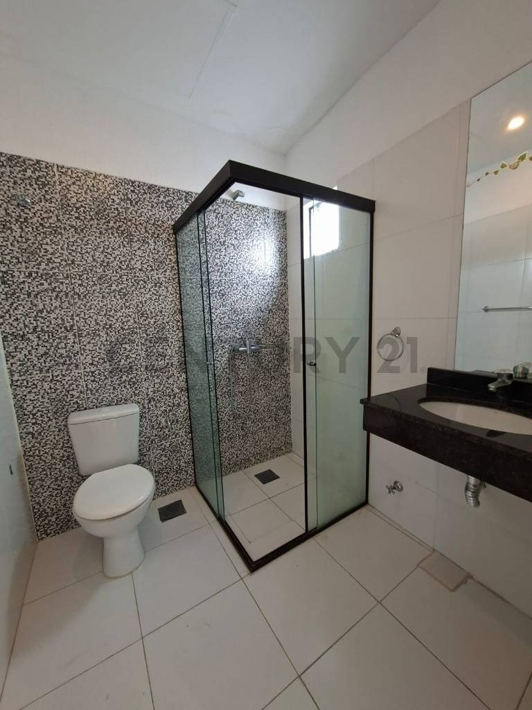AMPLIO DUPLEX EN ALQUILER– ZONA RAKIURA, LUQUE — foto 3