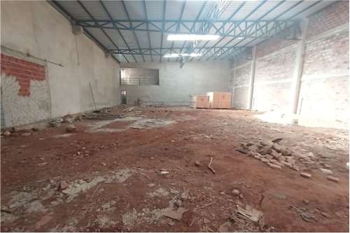 ALQUILO DEPOSITO EN LAMBARE — foto 3