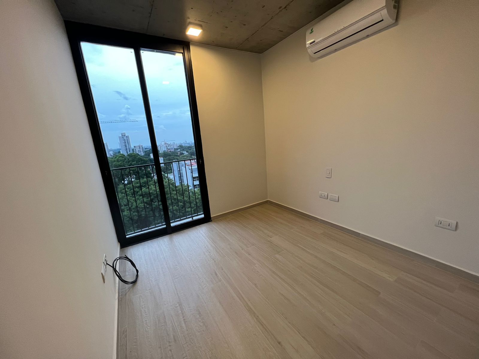 ALQUILO DEPARTAMENTO EN BARRIO RECOLETA ASUNCION — foto 3