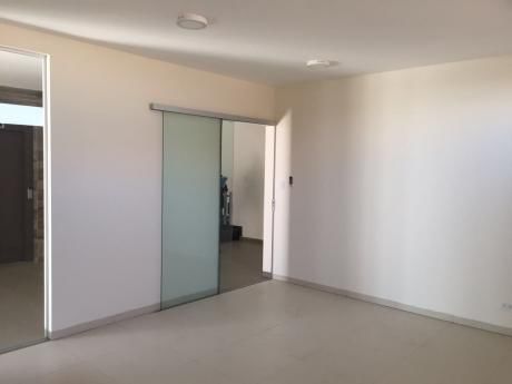 Oficina De 25m2 A Estrenar, Edificio "top Center", Prolongacion Beni