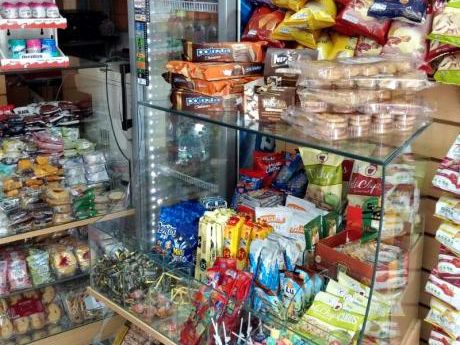 Venta Salón Con Juegos. Pocitos, Gabriel Pereira