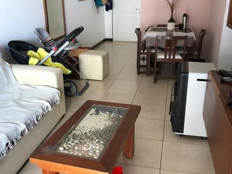 Apartamento, 2 Dormitorios , 1 Baño, Garaje En Aguada