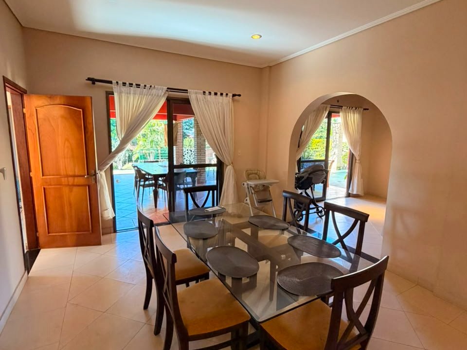 VENDO CASA FUNCIONAL EN PARANÁ COUNTRY CLUB — foto 3