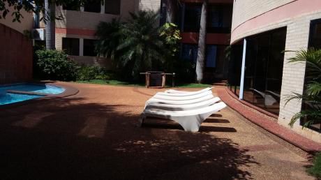 Departamento En Planta Baja En Cercanías Del Departamento De Identificaciones