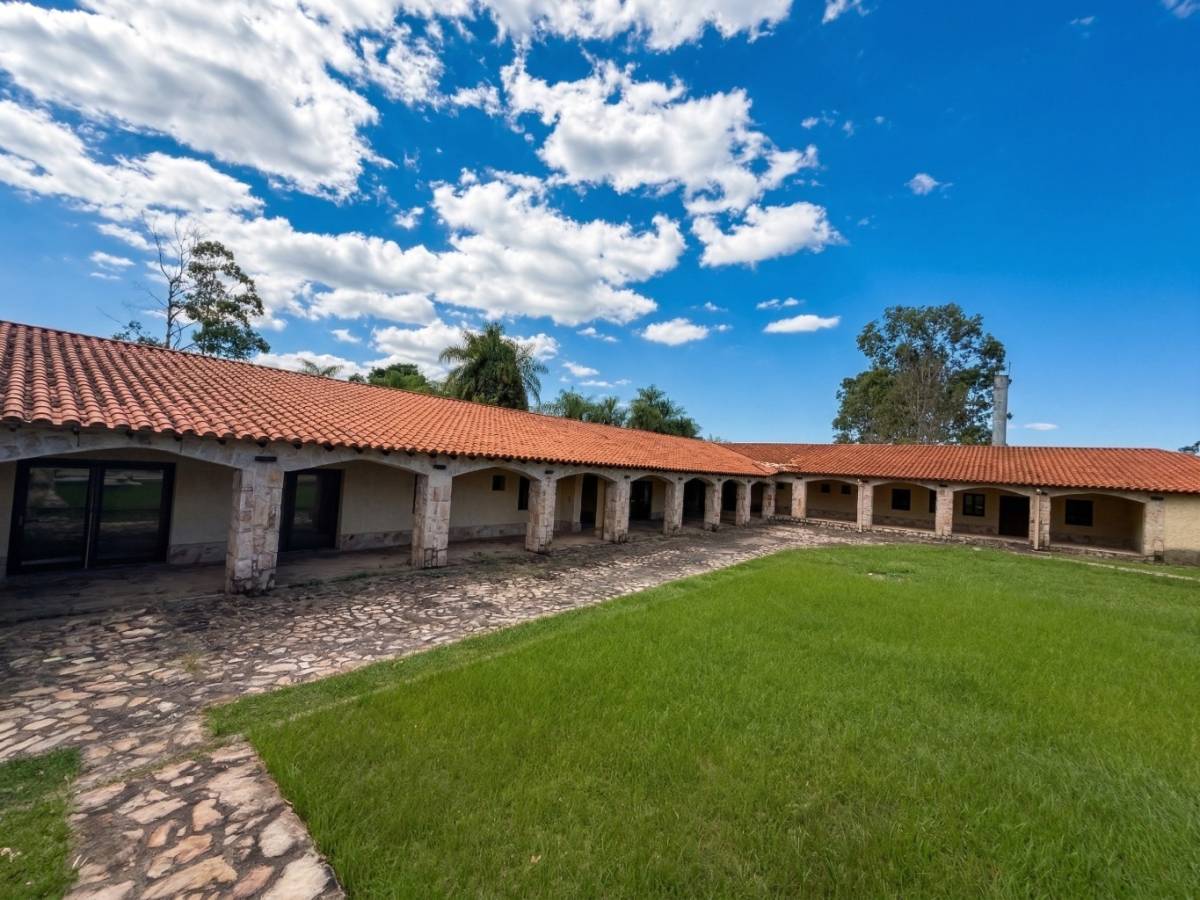 VENDO PROPIEDAD DE 42 HAS EN EMBOSCADA IDEAL PARA INVERSIÓN — foto 2