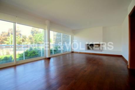 Moderno Y Amplio Apartamento En Punta Gorda