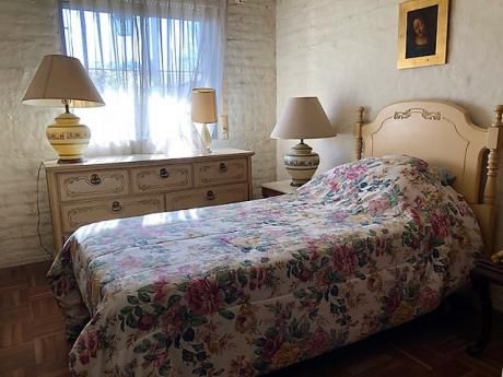 Casa En Punta Gorda - Proxima Al Shopping Portones