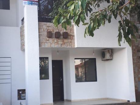 Bonita Casa En Alquiler