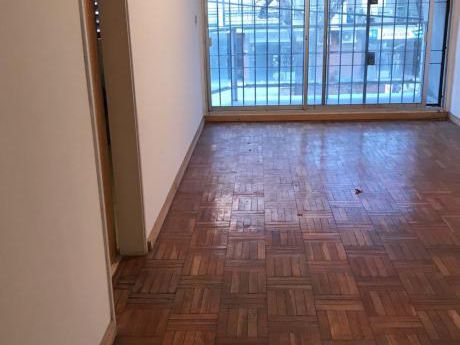 Apartamento En Venta 2 Dorm, Dos Baños, Coc.con Office, Patio.